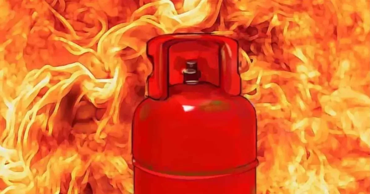 রাজধানীর বংশালে গ্যাস সিলিন্ডার বিস্ফোরণে ব্যবসায়ী নিহত, দগ্ধ ১