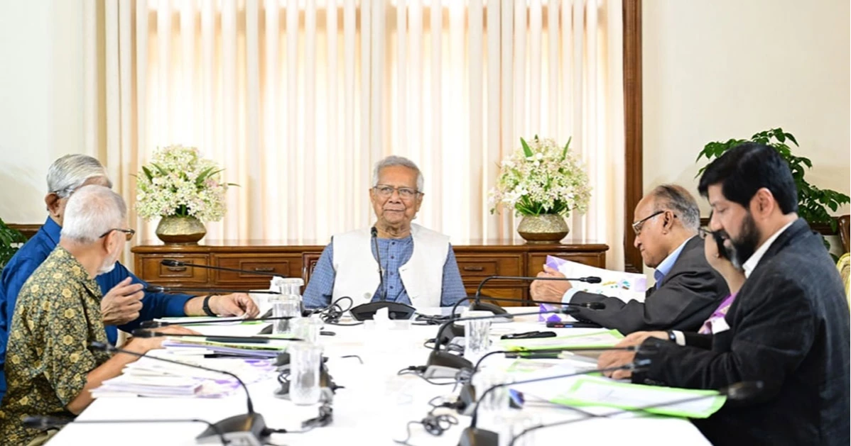 পুঁজিবাজার দ্রুত সংস্কারে ড. ইউনূসের পাঁচ নির্দেশনা