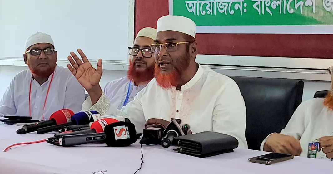 সরকার ক্ষমতায় যেতে ‘হ্যাঁ’ ভোট দিয়েছে এবং বড় ফাঁকিবাজি করেছে: গোলাম পরোয়ার