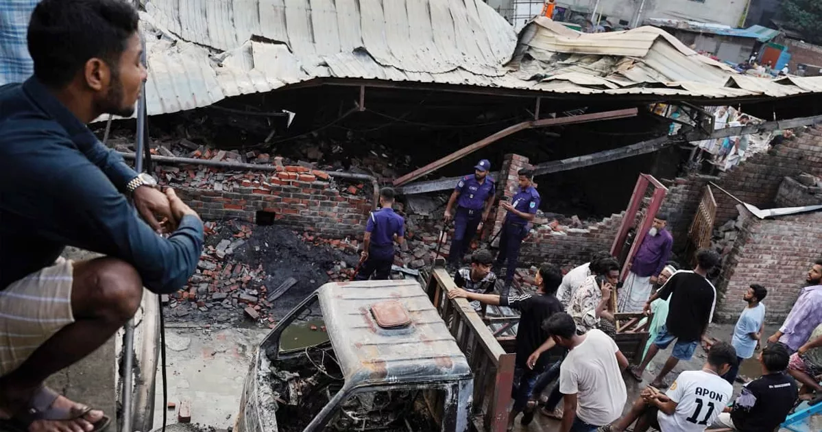 কেরানীগঞ্জে গ্যাস লাইটার কারখানায় অগ্নিকাণ্ড: নিহত বেড়ে ৫