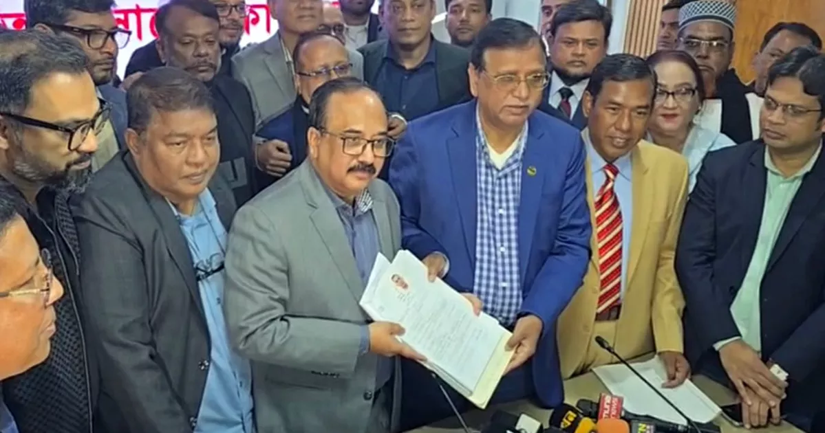 ঢাকা-১৭ আসনে তারেক রহমানের মনোনয়নপত্র জমা