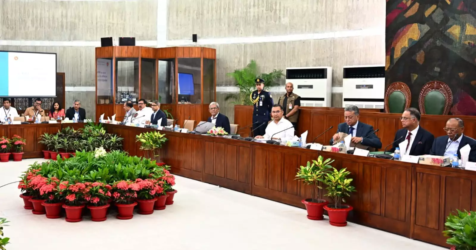 মন্ত্রিপরিষদের বিশেষ সভায় ২০২৬-২৭ অর্থবছরের বাজেট অনুমোদন