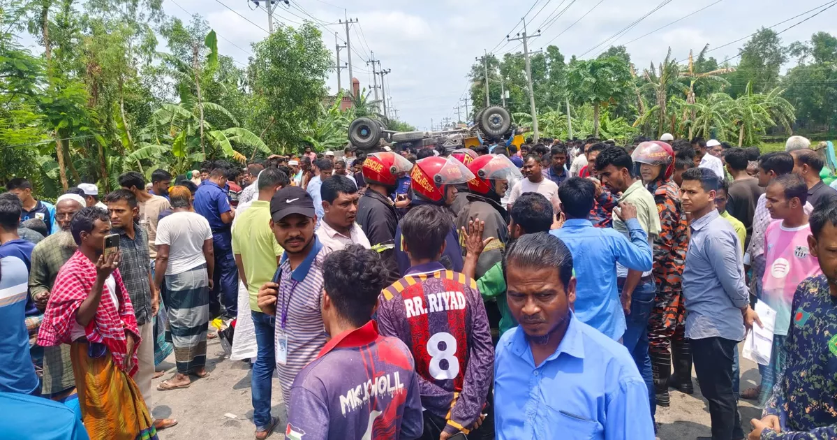 ময়মনসিংহে ট্রাকচাপায় অটোরিকশার ৪ যাত্রী নিহত