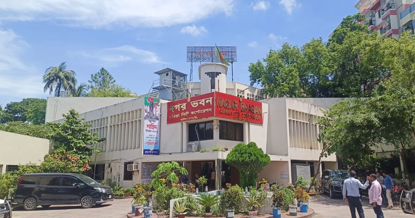 নগরজুড়ে অচল হয়ে ঝুলছে কুসিকের দুই কোটি টাকার ক্যামেরা