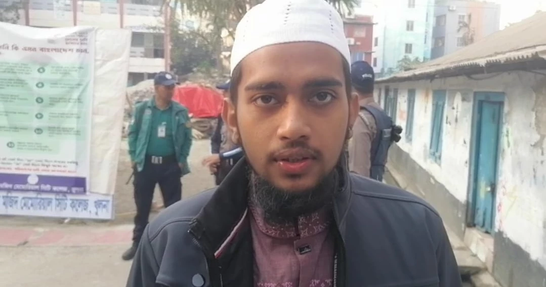 প্রথমবার ভোট দিতে পেরে আনন্দিত যোবায়ের