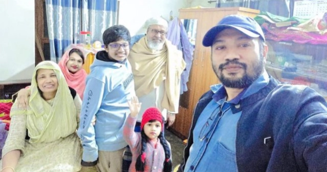 যশোরে গাছের সঙ্গে প্রাইভেটকারের ধাক্কা, প্রাণ ঝরল একই পরিবারের ৩ জনের