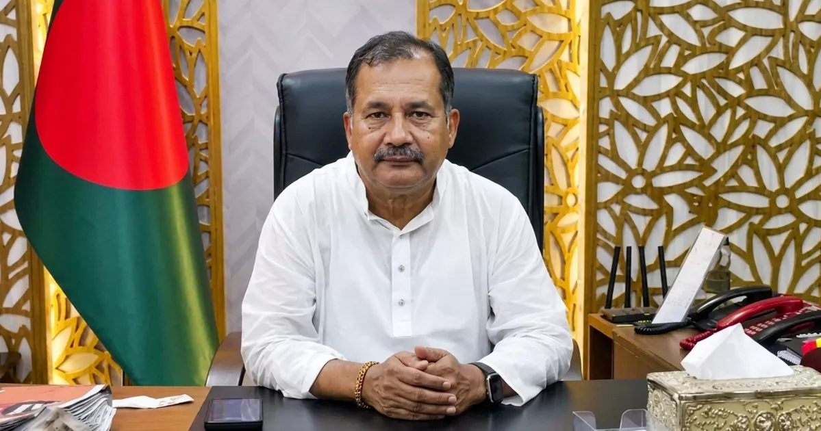 তথ্য মন্ত্রণালয় ছেড়ে প্রধানমন্ত্রীর রাজনৈতিক উপদেষ্টা হলেন জহির উদ্দিন স্বপন