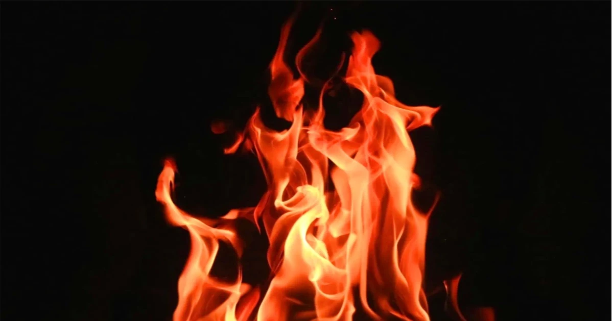 রায়েরবাজারে গ‍্যাস লিকেজের আগুনে একই পরিবারের ৪ জন দগ্ধ