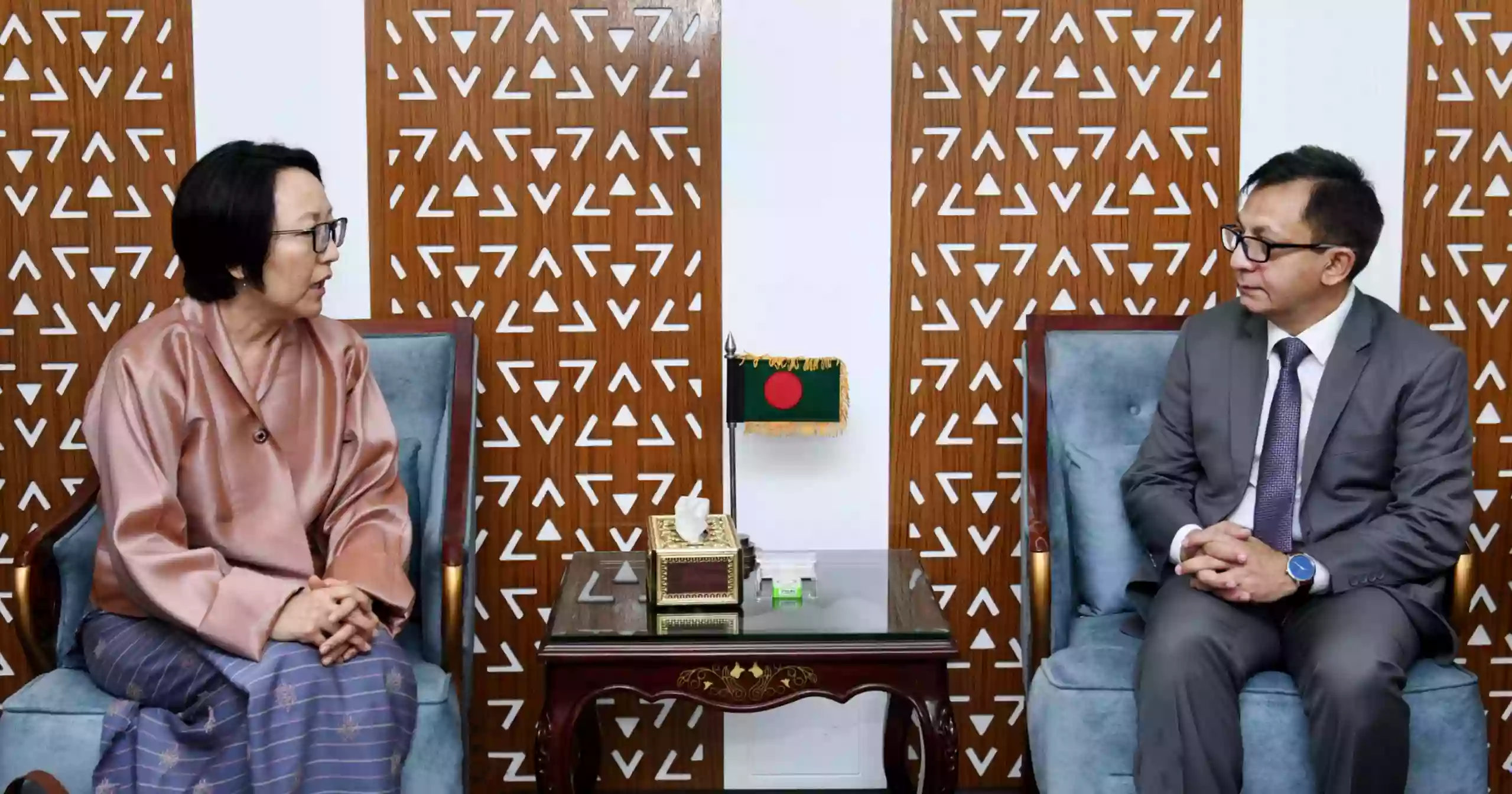 দ্বিপাক্ষিক সম্পর্ক আরও জোরদারে ভুটানের আগ্রহ প্রকাশ