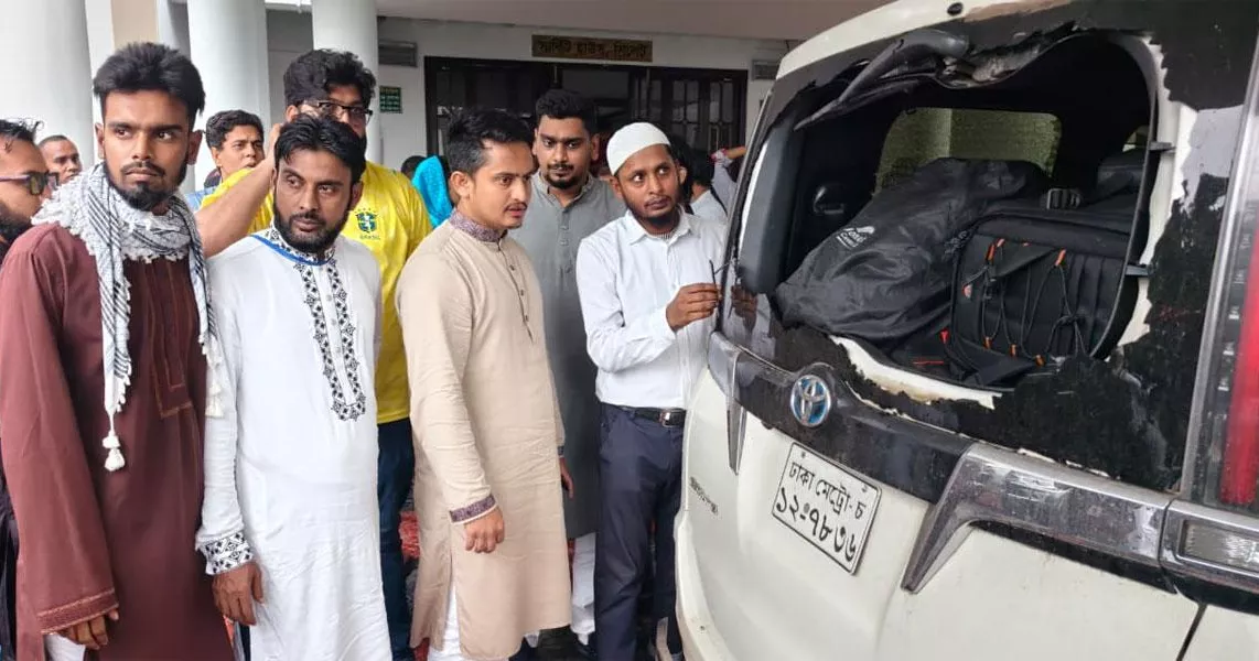 বাধা পেয়ে কানাইঘাটে না গিয়ে সার্কিট হাউজে উঠেছেন এনসিপির নেতারা