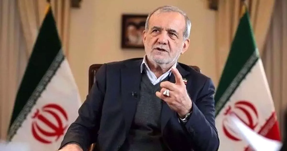 যুক্তরাষ্ট্রের চাপের মুখে জোরপূর্বক আলোচনায় যাবে না ইরান: পেজেশকিয়ান