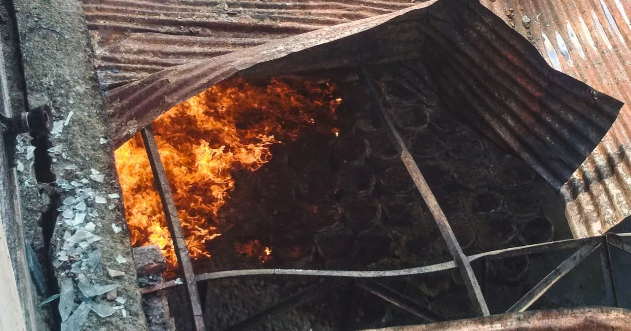 মিরপুরে গার্মেন্টস কারখানা ও রাসায়নিকের গুদামে অগ্নিকাণ্ড, ৯ জনের মৃত্যু