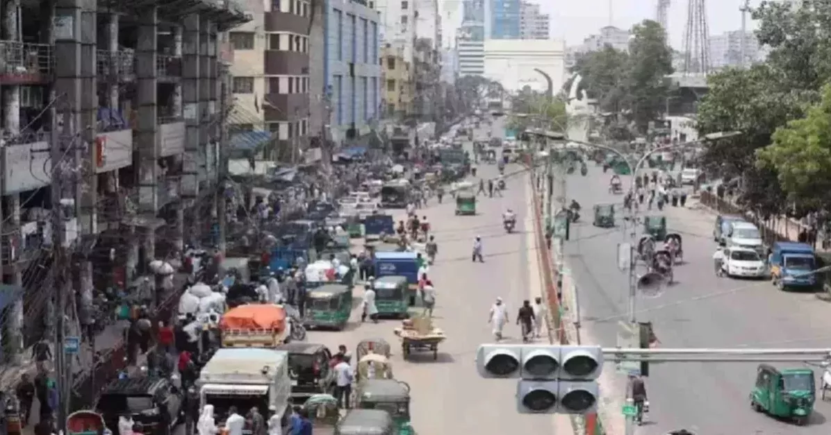 ছুটির দিনেও ঢাকার বাতাসের মানে উন্নতি নেই