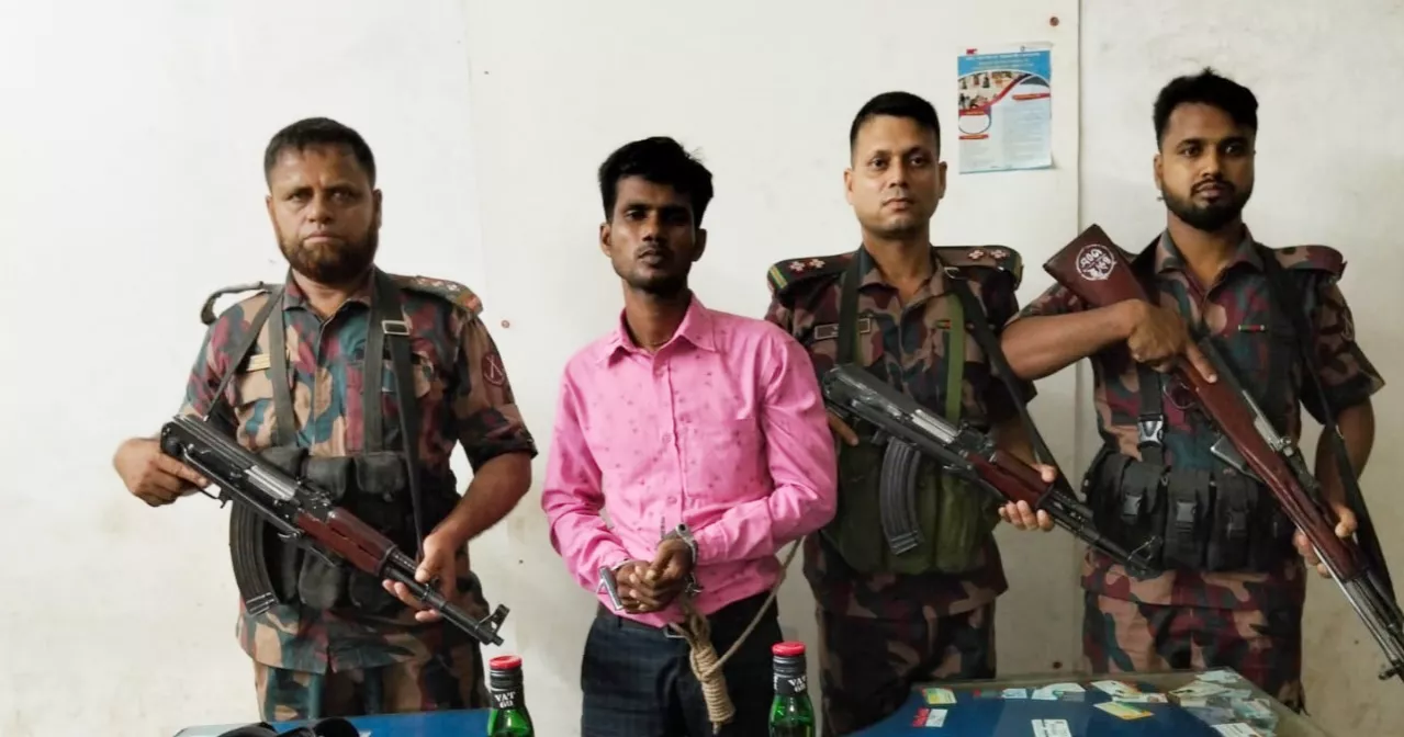 বেনাপোলে মাদক ও চোরাই পণ্যসহ ভারতীয় নাগরিক গ্রেপ্তার