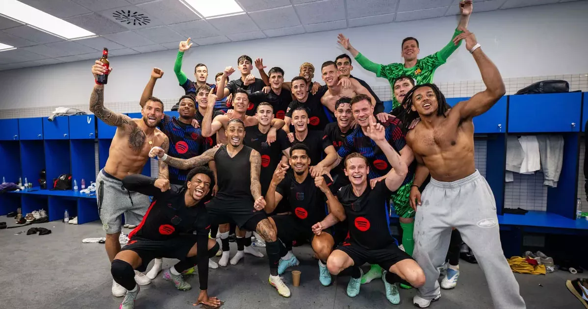 নগর প্রতিদ্বন্দ্বীদের হারিয়ে লা লিগার শিরোপা পুনরুদ্ধার বার্সেলোনার