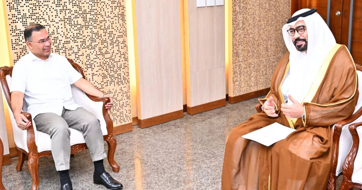 বাণিজ্য-বিনিয়োগ বাড়াতে প্রধানমন্ত্রীর সঙ্গে আমিরাতের রাষ্ট্রদূতের বৈঠক