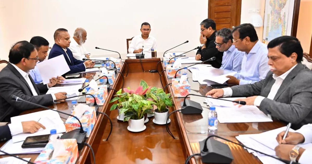 ডেঙ্গু প্রতিরোধে জনগণকে সম্পৃক্ত করে কার্যক্রম জোরদারের নির্দেশ প্রধানমন্ত্রীর