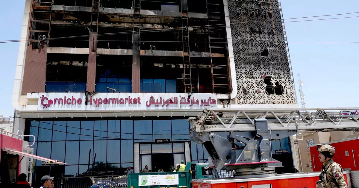 ইরাকের শপিং মলে আগুন, নিহত ৬১