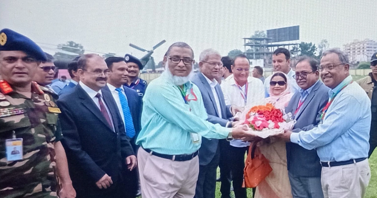 দুই দিনের সফরে ঠাকুরগাঁওয়ে পৌঁছেছেন রাষ্ট্রপতি