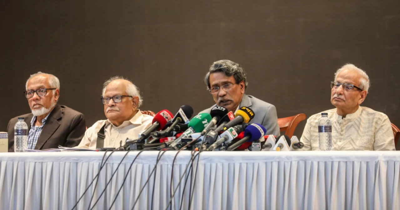 সরকারকে তিন ভাগে জুলাই সনদ বাস্তবায়নের সুপারিশ করেছে ঐকমত্য কমিশন