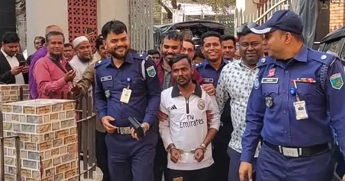 বিয়ের প্রলোভনে ধর্ষণ মামলায় গ্রেপ্তার হিরো আলম