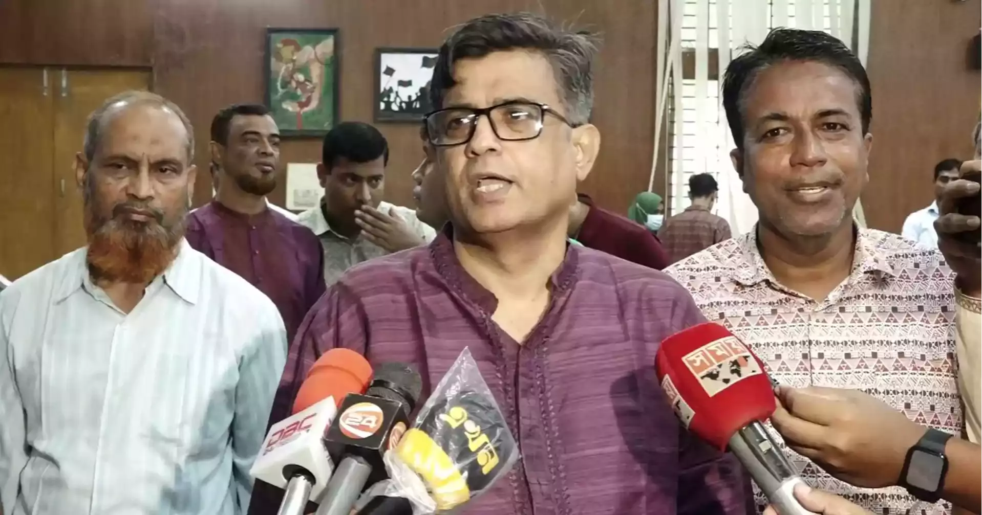 গণভোট নিয়ে যাই সিদ্ধান্ত হোক না কেন, নির্বাচন ১৫ ফেব্রুয়ারির আগে হবে: প্রেস সচিব