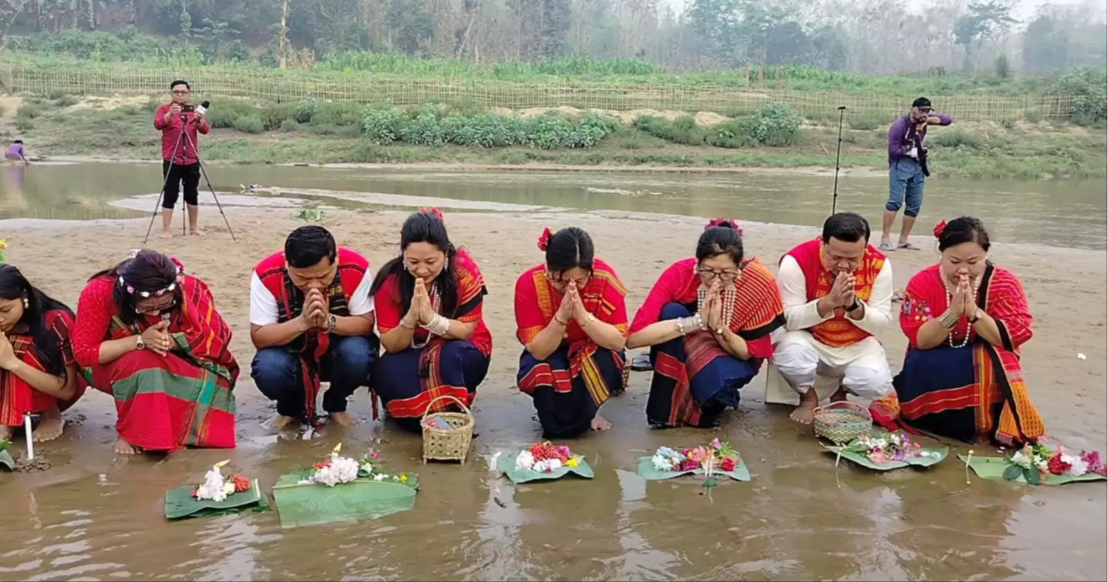 পাহাড়ে বর্ষবরণ উৎসবের বর্ণিল সূচনা