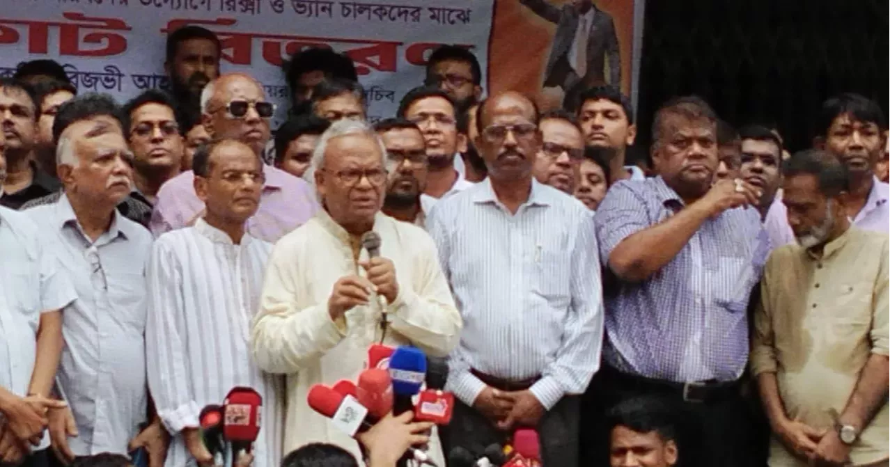 নির্বাচনের আগে অবৈধ অস্ত্র উদ্ধার করতে হবে: রিজভী