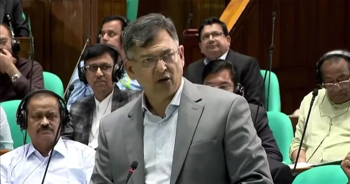 জুলাইযোদ্ধাদের সুরক্ষা দিতে সরকার অঙ্গীকারবদ্ধ: স্বরাষ্ট্রমন্ত্রী