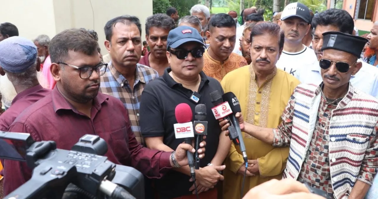 পাইকগাছায় দুই হাজার মানুষ পেলেন বিনামূল্যে চক্ষু চিকিৎসা