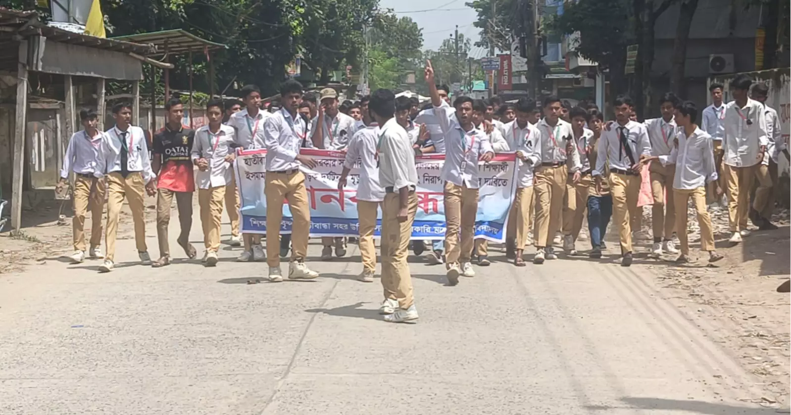 লালমনিরহাটে বাসচাপায় শিক্ষার্থীর মৃত্যু