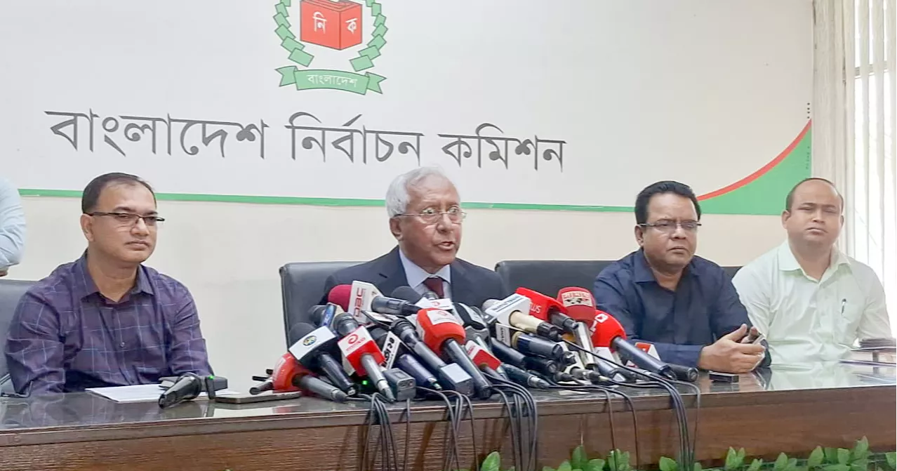 রমজানের আগে জাতীয় নির্বাচন অনুষ্ঠানের কর্মপরিকল্পনা ঘোষণা ইসির