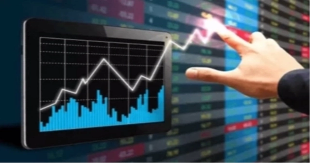 পুঁজিবাজারে প্রথম দুই ঘণ্টায় সূচকের বড় উত্থান