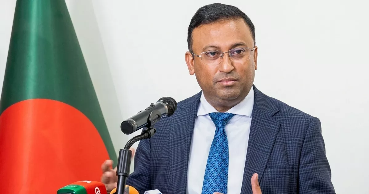 গণতান্ত্রিক সরকার না থাকায় রোহিঙ্গা প্রত্যাবাসন নিয়ে আলোচনায় বাংলাদেশের অবস্থান দুর্বল ছিল: হুমায়ুন কবির