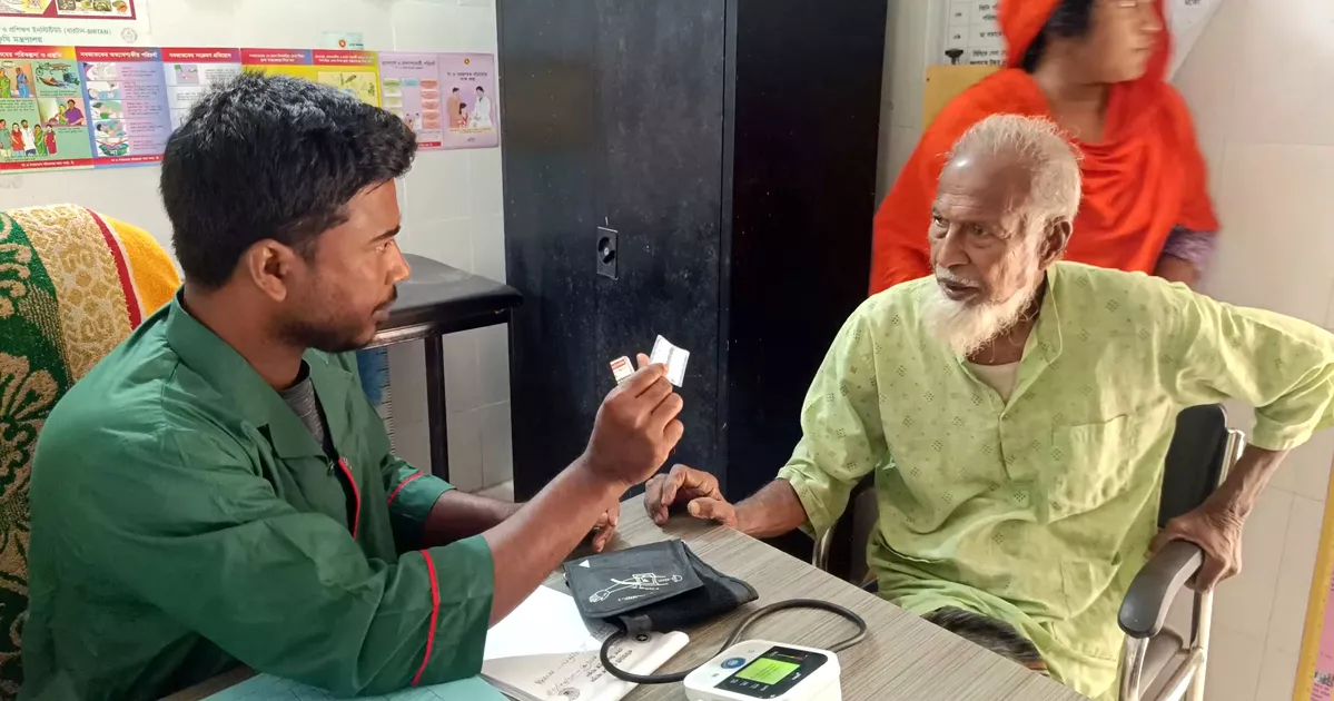 ওষুধ সংকটে ভুগছে ঝিনাইদহের ১৮৭টি কমিউনিটি ক্লিনিক