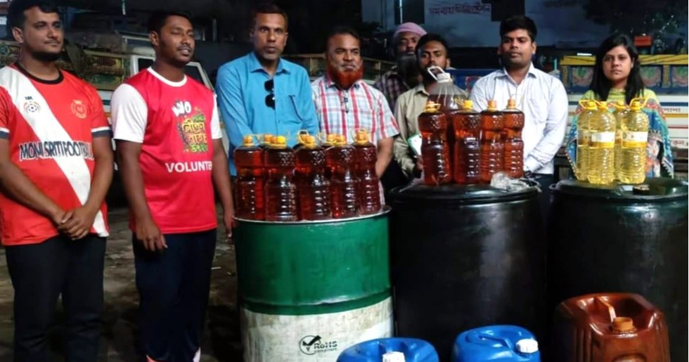 সিরাজগঞ্জে জ্বালানি তেল মজুদের দায়ে ৪ জনের জেল-জরিমানা