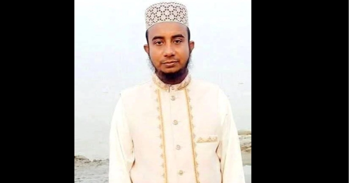 ভোলায় বাড়িতে ঢু‌কে মসজিদের খতিবকে কুপিয়ে হত্যা