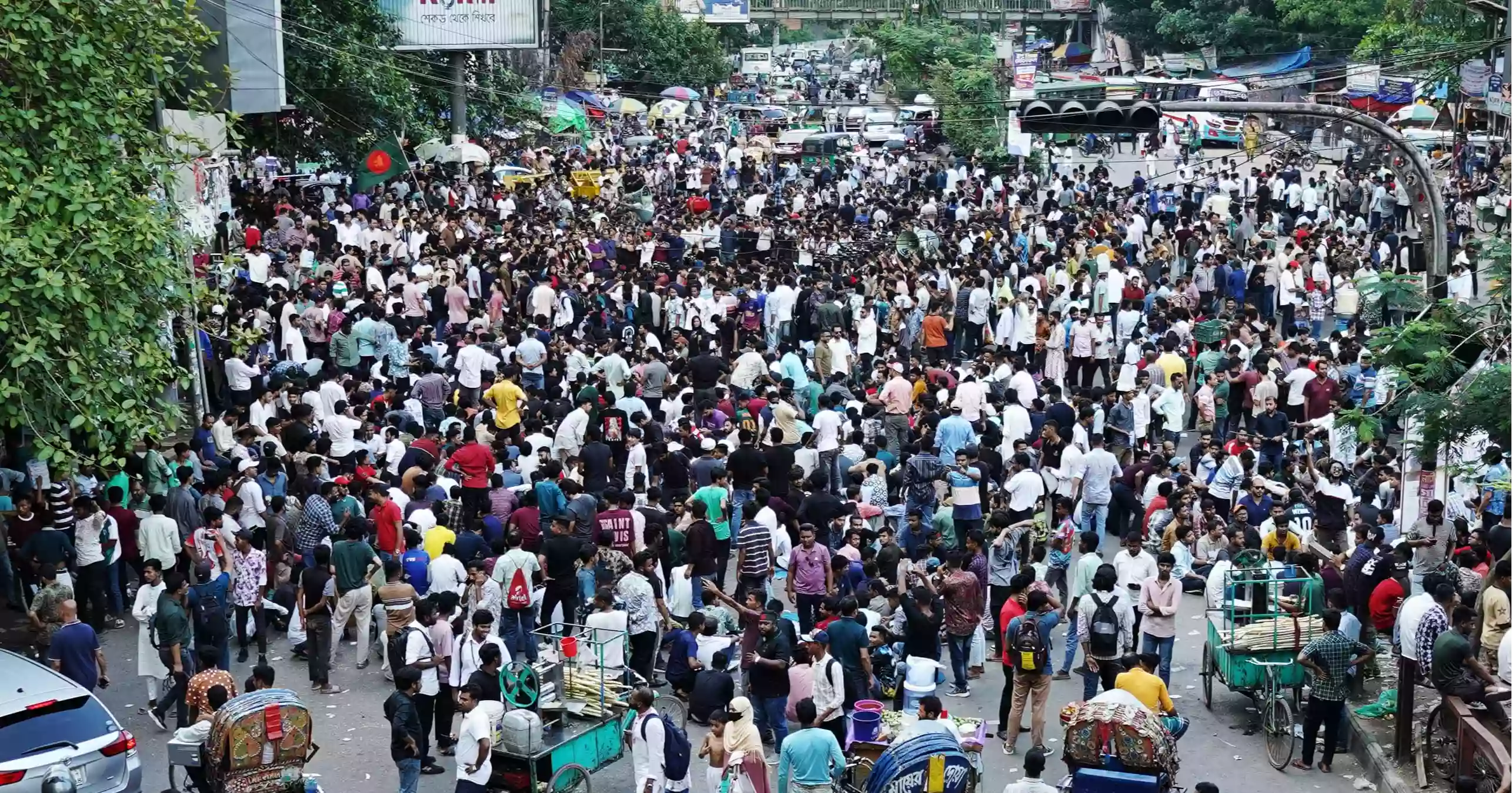 শাহবাগ ছেড়েছে ছাত্রদল, যান চলাচল স্বাভাবিক