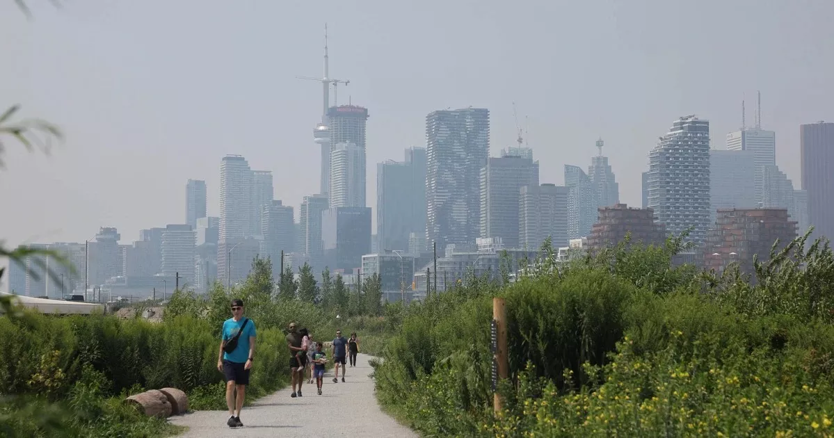 বায়ুদূষণে আজ লাহোরের দারুণ উন্নতি, শীর্ষ পাঁচে শিকাগো