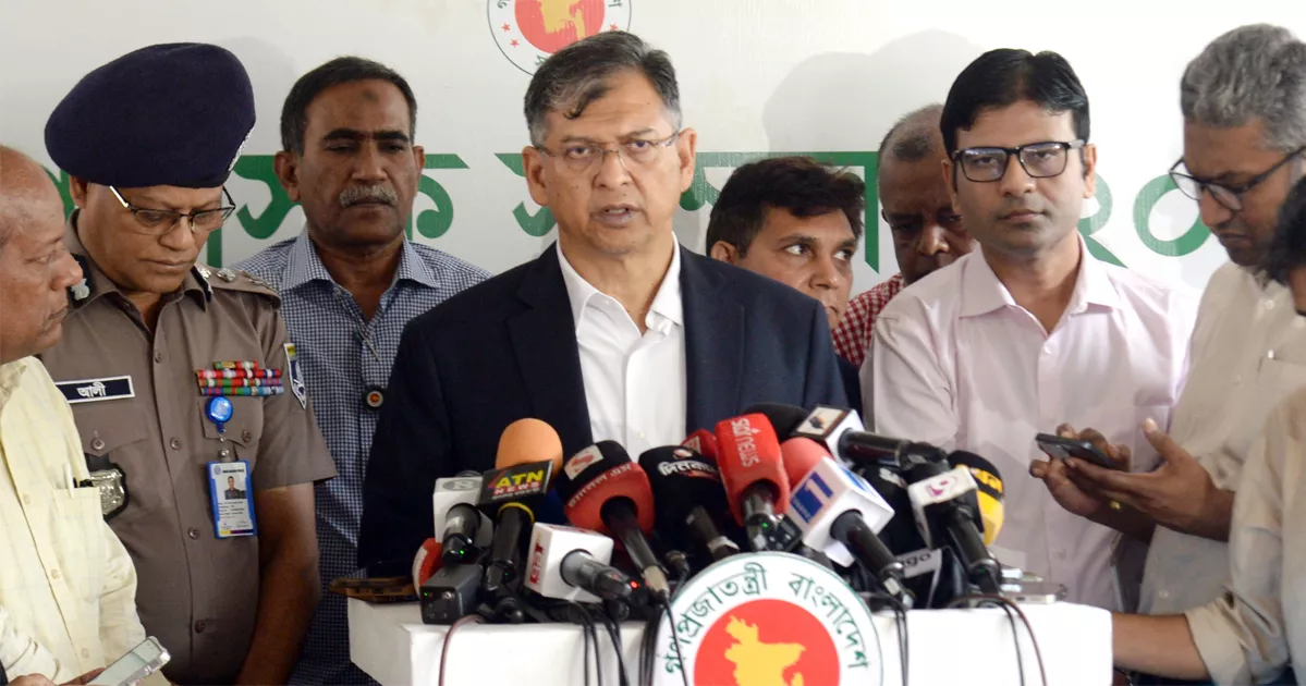 অন্তর্বর্তী সরকারের সময়ে হওয়া মানবতাবিরোধী মামলাগুলো যাচাই-বাছাই হবে: স্বরাষ্ট্রমন্ত্রী