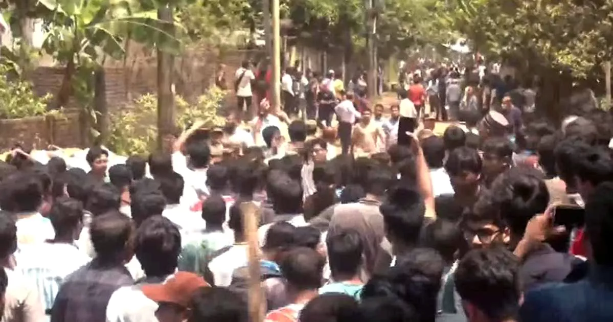 চবিতে আবারও দফায় দফায় সংঘর্ষ, সব পরীক্ষা স্থগিত