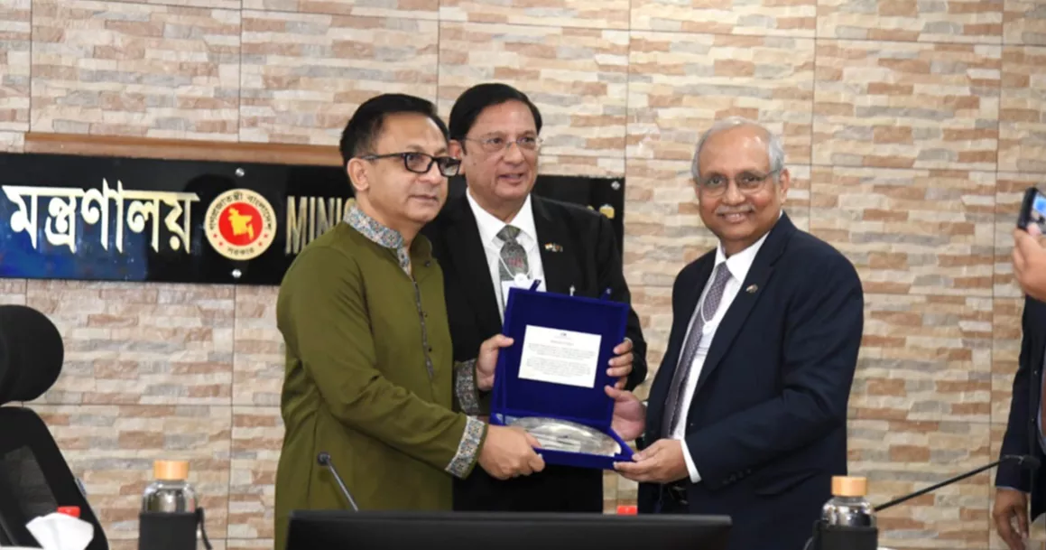 অর্থনৈতিক অংশীদারত্বে নতুন গতি আনতে চায় বাংলাদেশ-ভারত