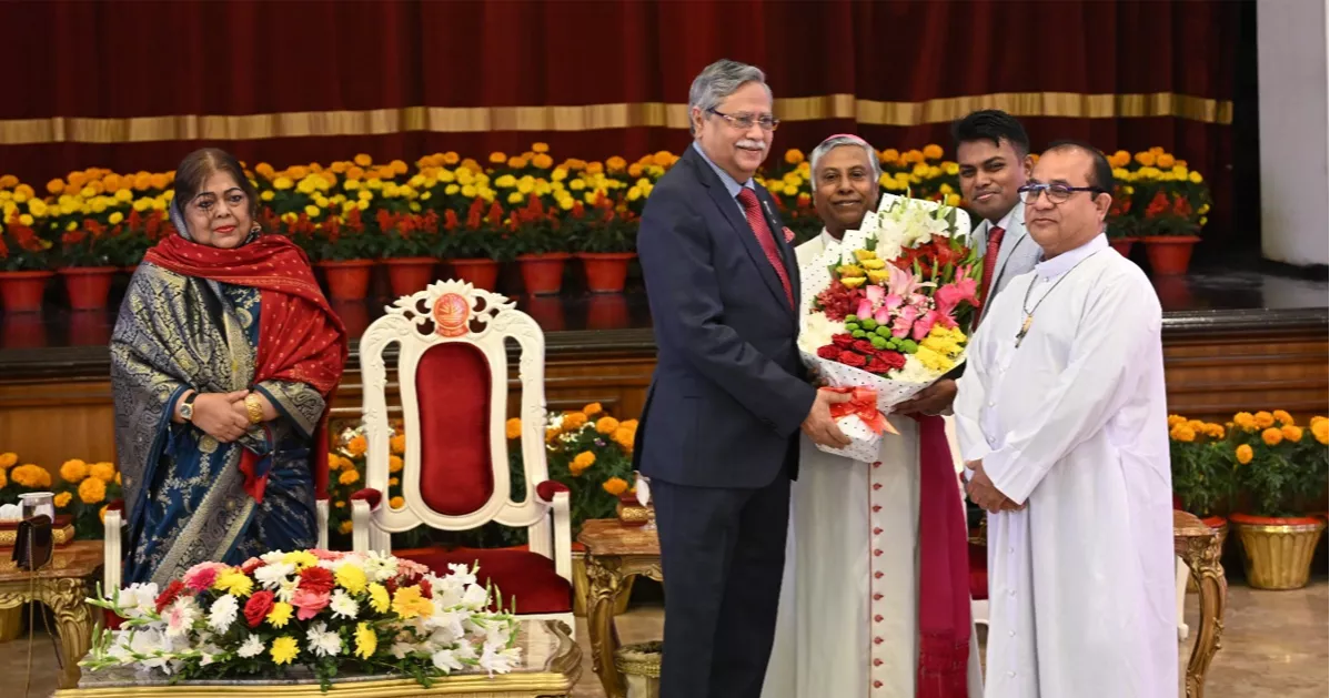 বঙ্গভবনে বড়দিনের শুভেচ্ছা বিনিময় করলেন রাষ্ট্রপতি