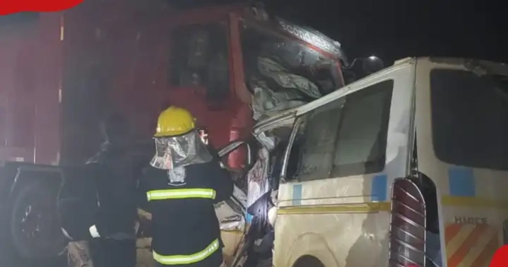 উগান্ডায় ট্রাক-যাত্রীবাহী ভ্যানের সংঘর্ষে নিহত ১৪