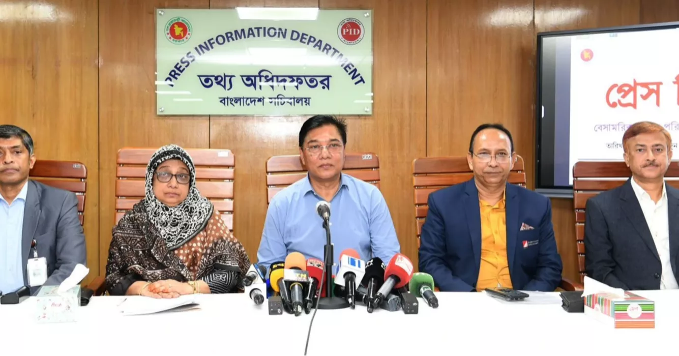 বিমানবন্দরে হাজিদের লাগেজ থেকে মালামাল চুরির অভিযোগ সত্য নয়: প্রতিমন্ত্রী