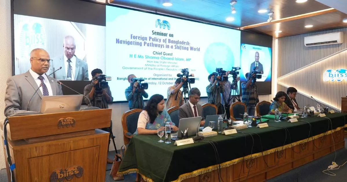 সংঘাতে রেমিট্যান্স কমার শঙ্কা, নতুন শ্রমবাজার খুঁজছে সরকার: শামা ওবায়েদ