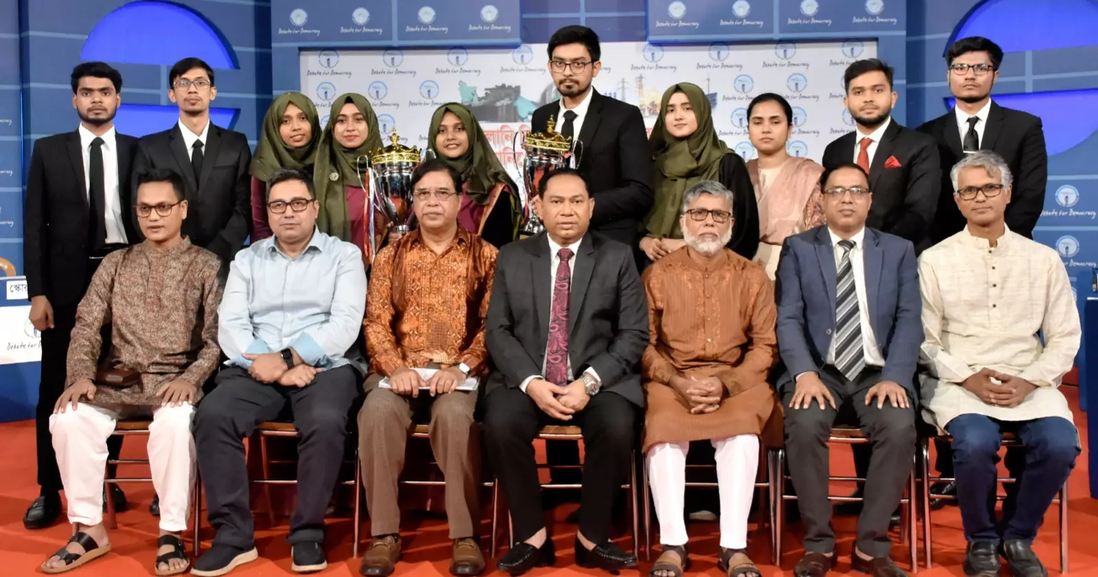 নবায়নযোগ্য জ্বালানির মাধ্যমে বিদ্যুৎ ঘাটতি মেটানো সম্ভব: বিইআরসি চেয়ারম্যান