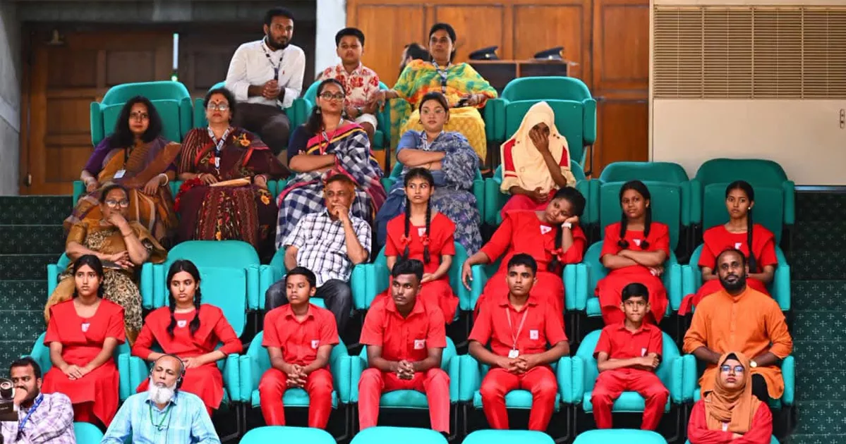 শিক্ষার্থীদের যোগ্য ও দায়িত্বশীল নাগরিক হয়ে ওঠার আহ্বান প্রধানমন্ত্রীর