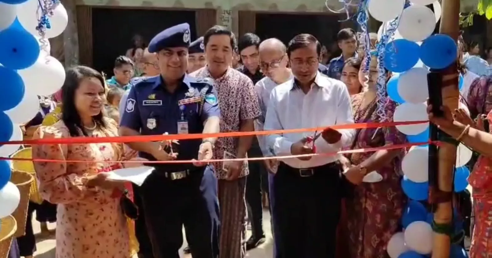 বৈসাবিকে ঘিরে বিলুপ্তপ্রায় ঐতিহ্যবাহী খেলাধুলা ফেরাতে মারমাদের উদ্যোগ