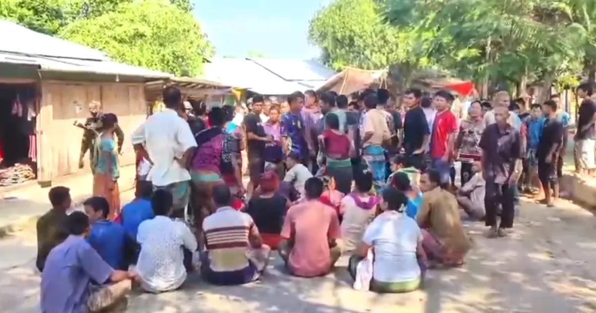 সাজেকে গোলাগুলি, ২,৯৩৩ পর্যটককে সরিয়ে নিল নিরাপত্তা বাহিনী